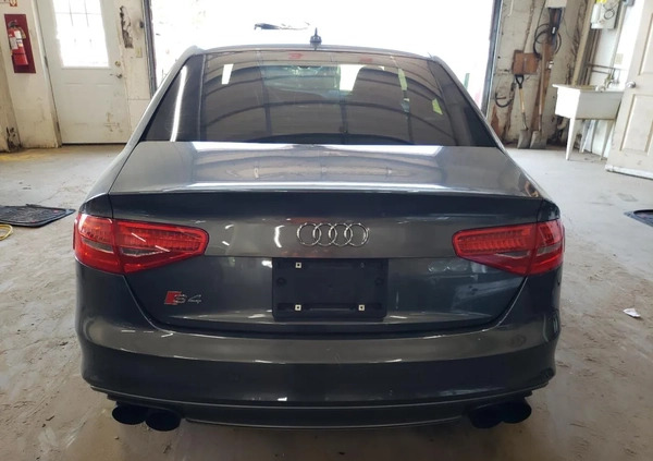 Audi A4 cena 41500 przebieg: 133971, rok produkcji 2016 z Serock małe 67